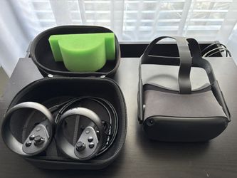 Meta Oculus Quest VR Headset with Controllers