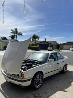 1991 BMW M5