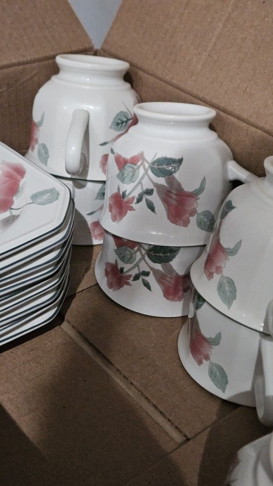 Tea Cup Set Of 9 Floral