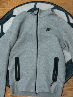 Nike Tech Fleece Full-Zip Jacket Grey