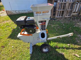 Brush Master 14HP Gas Wood Chipper Shredder