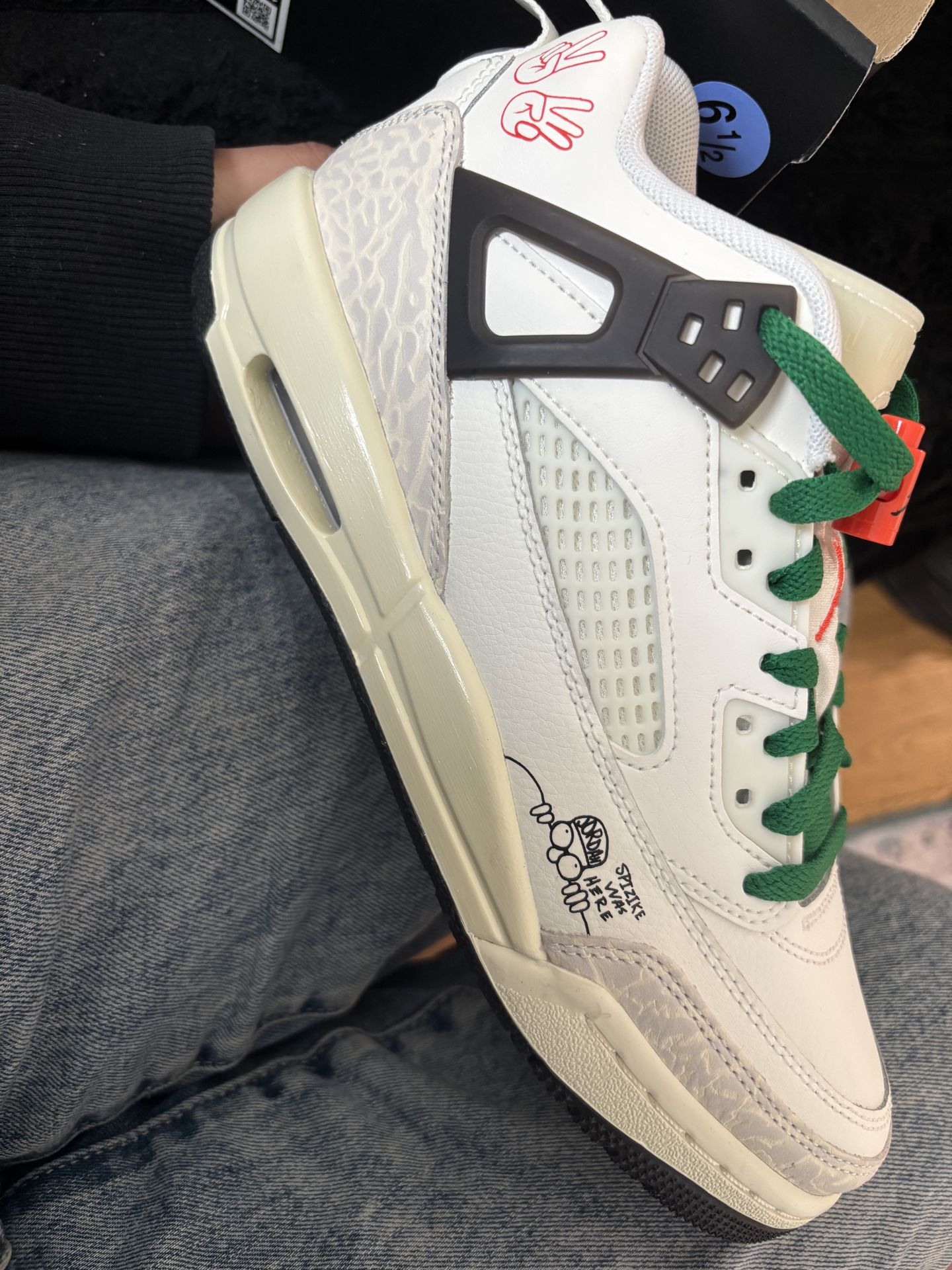 Jordan Spizike Low Size 6.5 (GS)