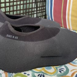Adidas YZY Knit RNR 