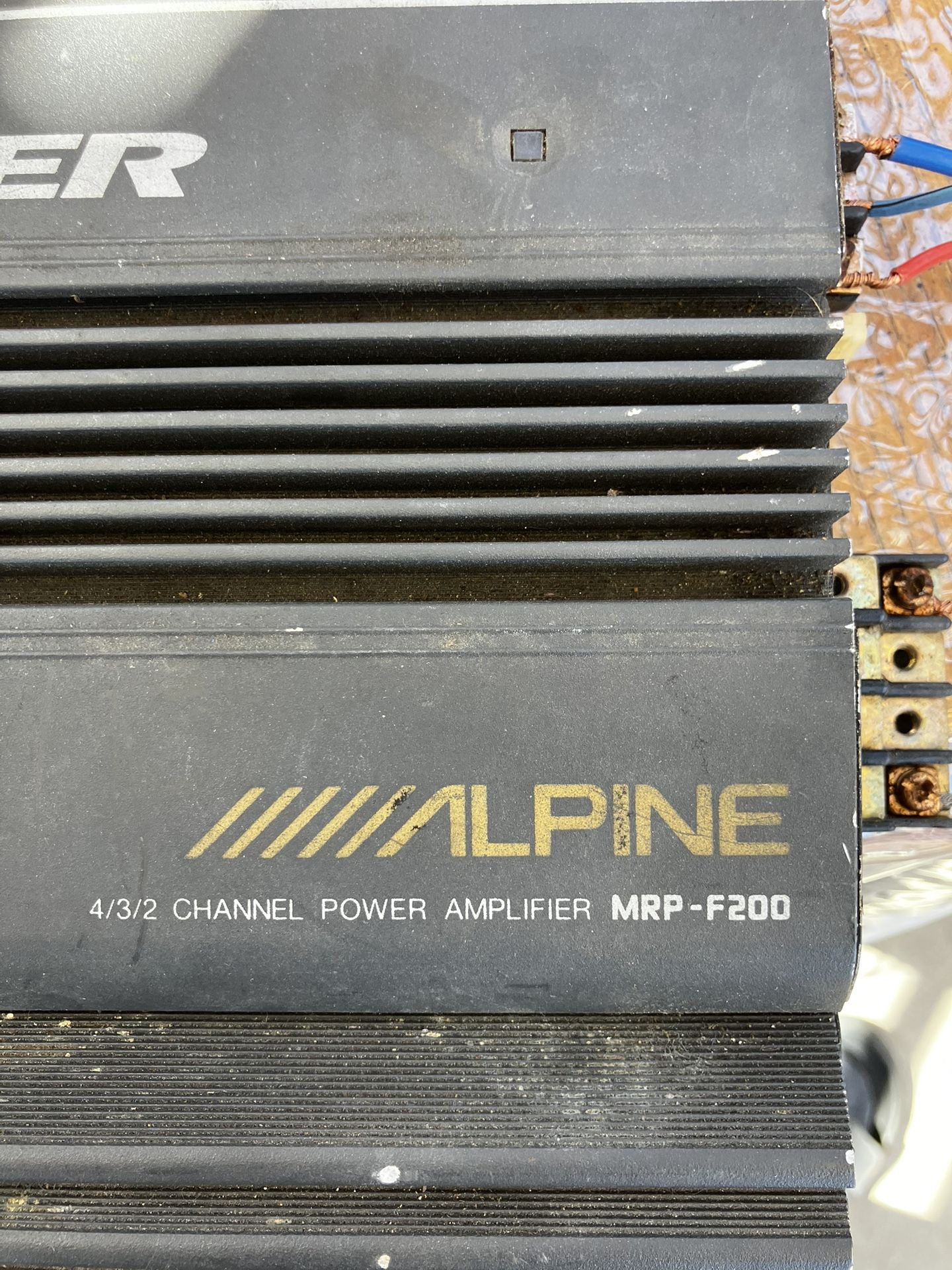 Car Amplifier Alpine & Pioneer