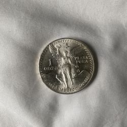1984 Silver 1 Ounce Mexican Libertad Coin Pura Plata Onza 