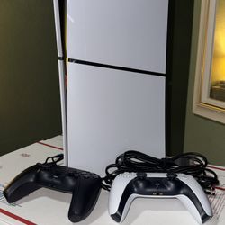 PlayStation 5 Slim + Games