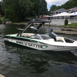 2013 Malibu Wakesetter VLX 21