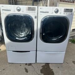  LG front load washer and dryer the washer has a double washer you can see all the photos gas dryer with three months warranty free delivery in Oaklan