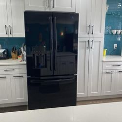 Large fridge like new