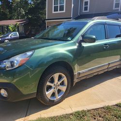 2014 Subaru Outback · 2.5i Limited Sedan 4D