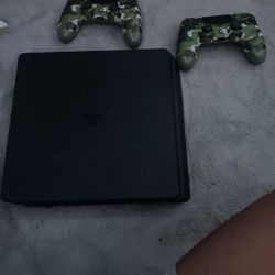 PlayStation 4, Black