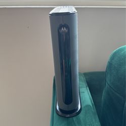 24x8 DOCSIS 3.0 Cable Modem MB7621