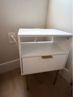 Night stand