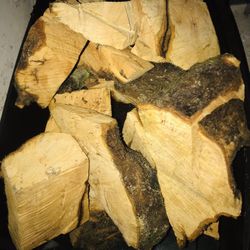 Delicious Apple Wood 