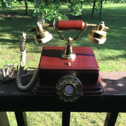 Vintage Telephone, Hand Set, Rotary Dial, Works With Landline Connection