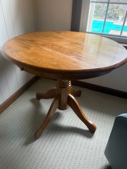 Round Pedestal Table