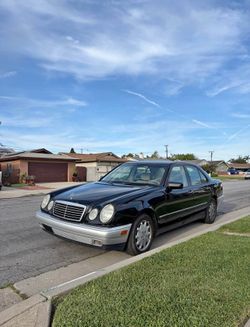 1999 Mercedes-Benz E-Class