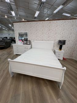New queen 4PC bedroom set including mirror , dresser , nightstand & Bedframe
