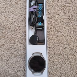 Samsung Galaxy Watch5 Pro 45mm Titanium SM-R920 + Bands Bundle Blue Black