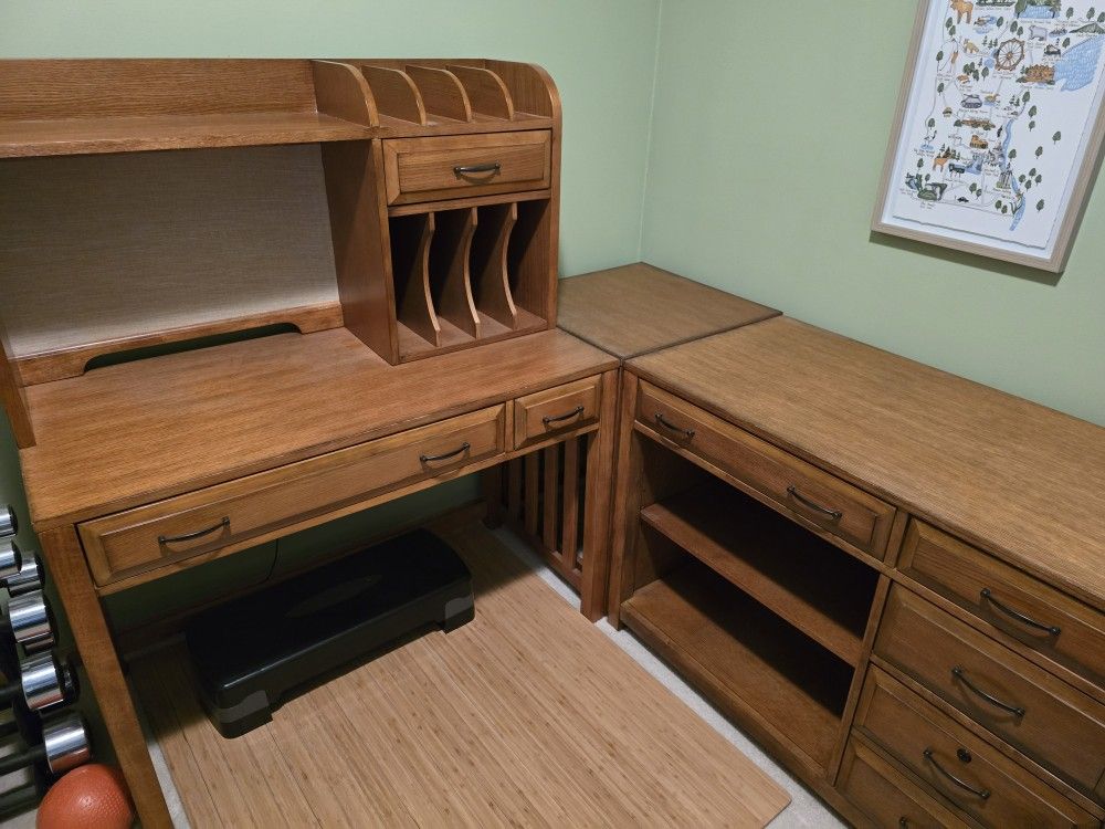 Desk