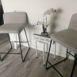 White Bar Stools