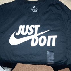 Nike Tee