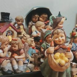 Various Vintage And Antique Goebbels Dolls Aka Hummel Dolls