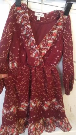 Girl dress size 5 pick up in oak cliff