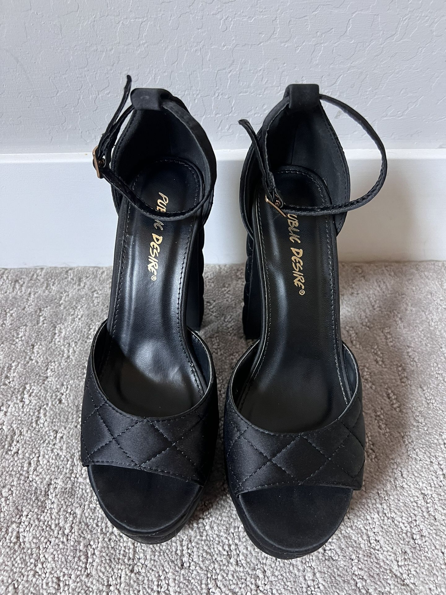 Black Platform Heels 