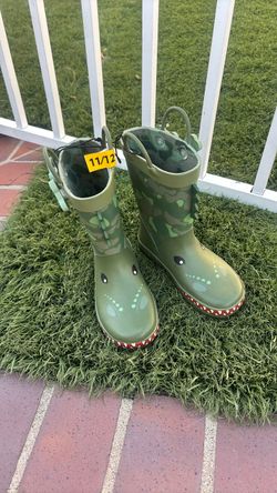 Boys Rain Boots Sizes Available: 7/8,9/10,11/12,13/1