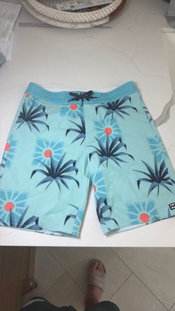 Billabong Men's Sundays Airlite 18.5" Boardshorts/Swimtrunks, size 29