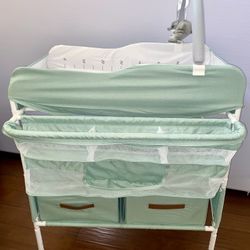 Changing Table / Brand New 