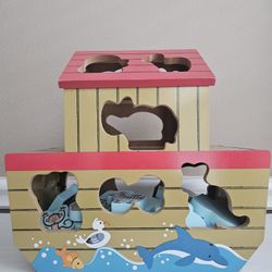 Melissa and Doug Noah's Ark Wooden Shape Sorting Toy