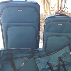 Protocol 4 Piece Softside Luggage