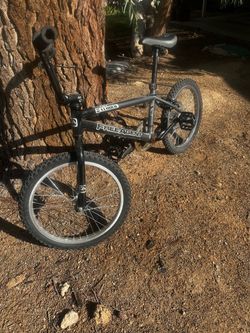 Free Agent  BMX Bike