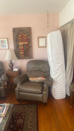 Excellent twin mattress and frame