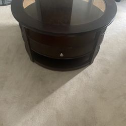 Round Coffee/ Center Table 
