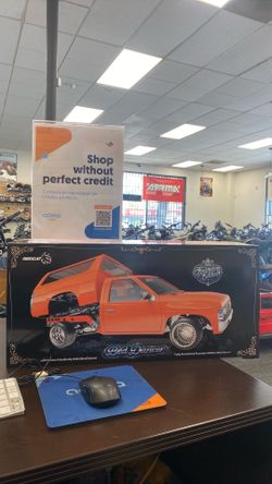 RedCat founders edition 1993 Nissan hardbody 1/10 RTR bed dancer ( orange ) w/2.4ghz radio