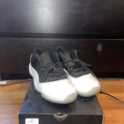 Jordan Retro 11 Low Reverse Concord 