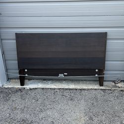 Queen Size Bed With Frame