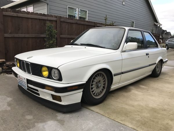 Bmw e30 325i coupe
