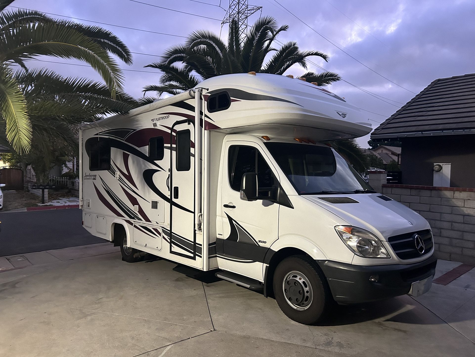 2011 Fleetwood Jamboree for Sale in Rosemead, CA OfferUp