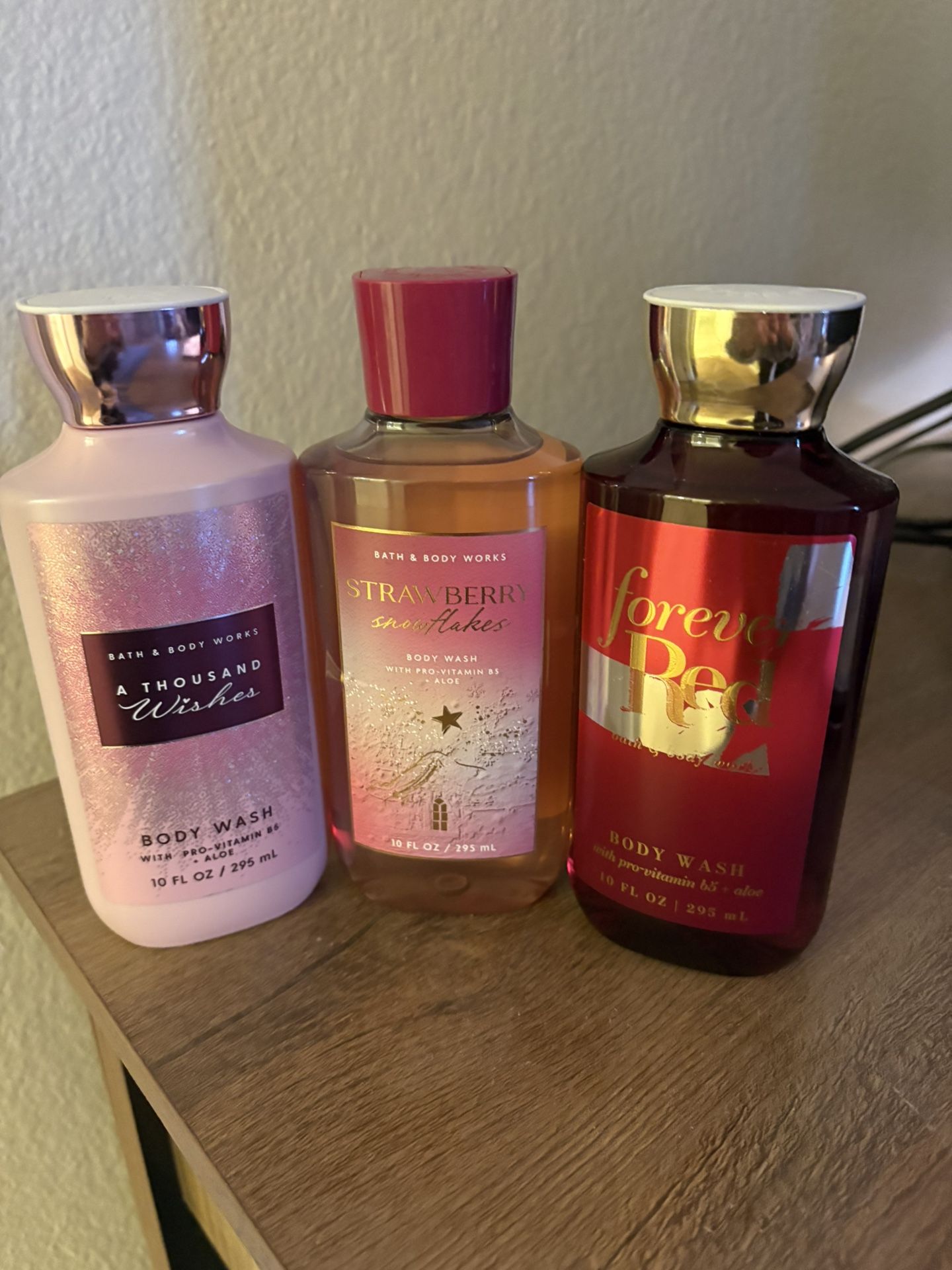 BATH & BODY WORKS ASSORTED BODY WASHES