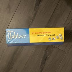 NEW Yahtzee Classic Board Game