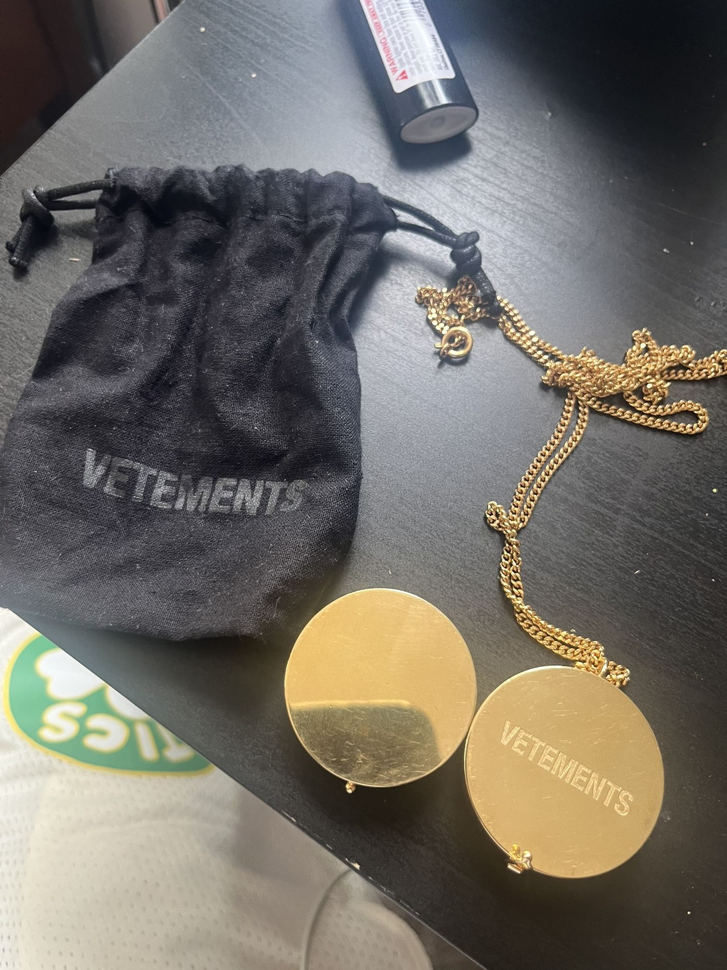 Gold Vetements Grinder
