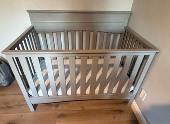 Gray Wooden Baby Crib with Mattress