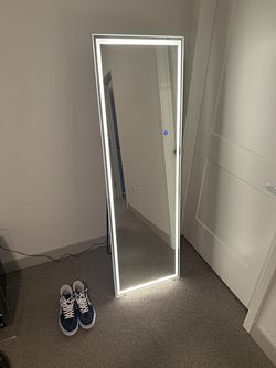 mirror / stand up mirror (led)