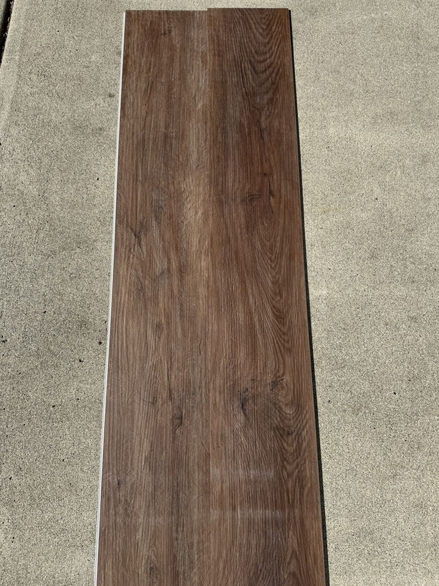 Lvp Flooring Have 53sqft (1.50$ Per Sqft ) price Firm
