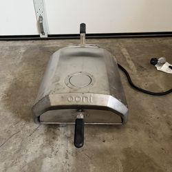 Ooni Kari 12 Pizza Oven