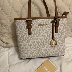Small Authentic Michael Kors Bag